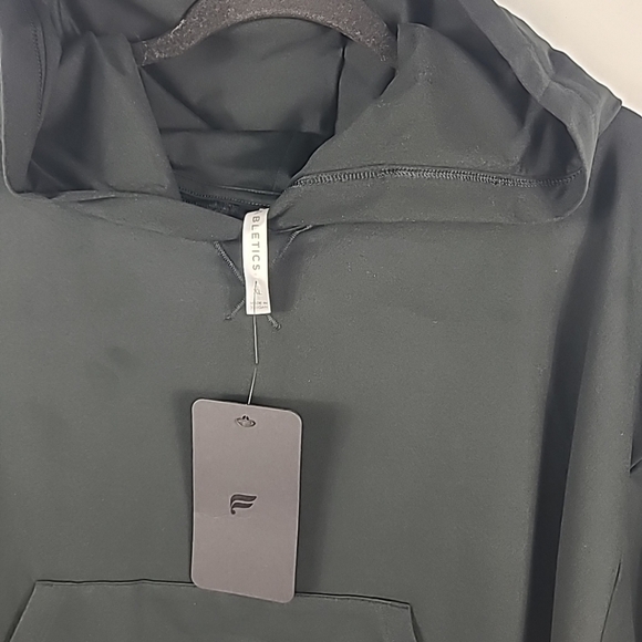 NEW Fabletics Women's Cloud Jersey Cropped Black Hoodie Sz XL NWT $70 - Picture 2 of 6